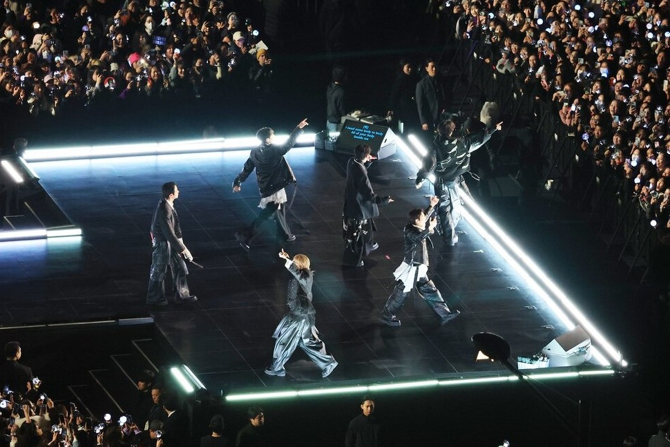 Hơn 200.000 người đổ về Gwanghwamun xem nhạc-2937-1