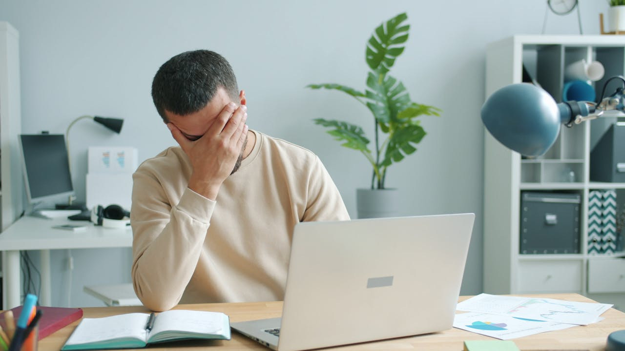 Bố vợ làm tôi chết lặng, rơi vào tình thế tiến thoái lưỡng nan.-3334-1