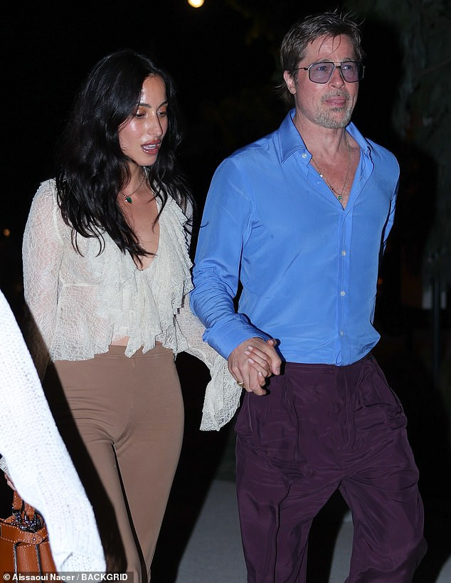 Brad Pitt tận hưởng quãng thời gian hẹn hò bên Ines de Ramon-3436-1