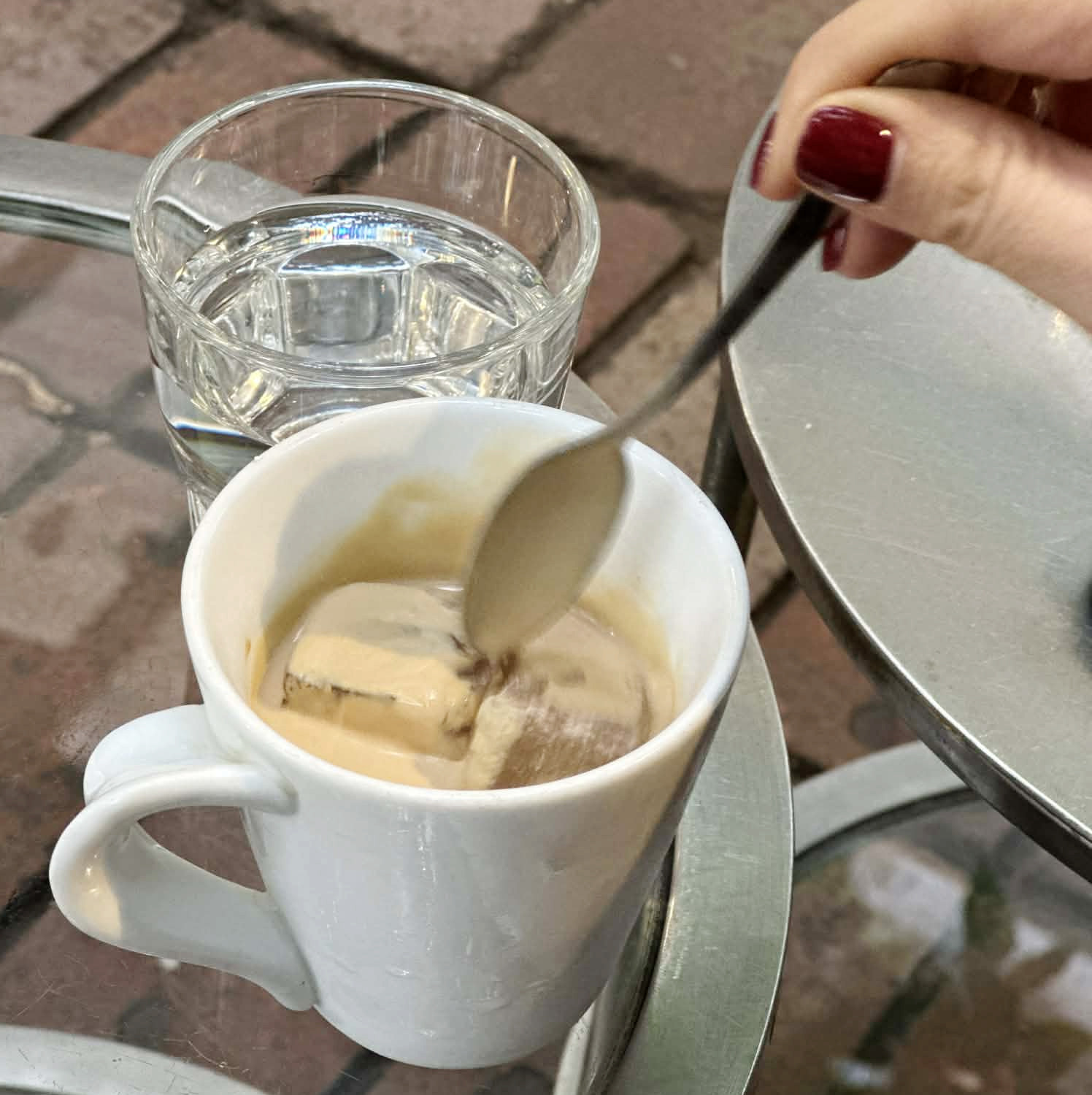 Caffeine và mức tăng huyết áp tạm thời-2864-1