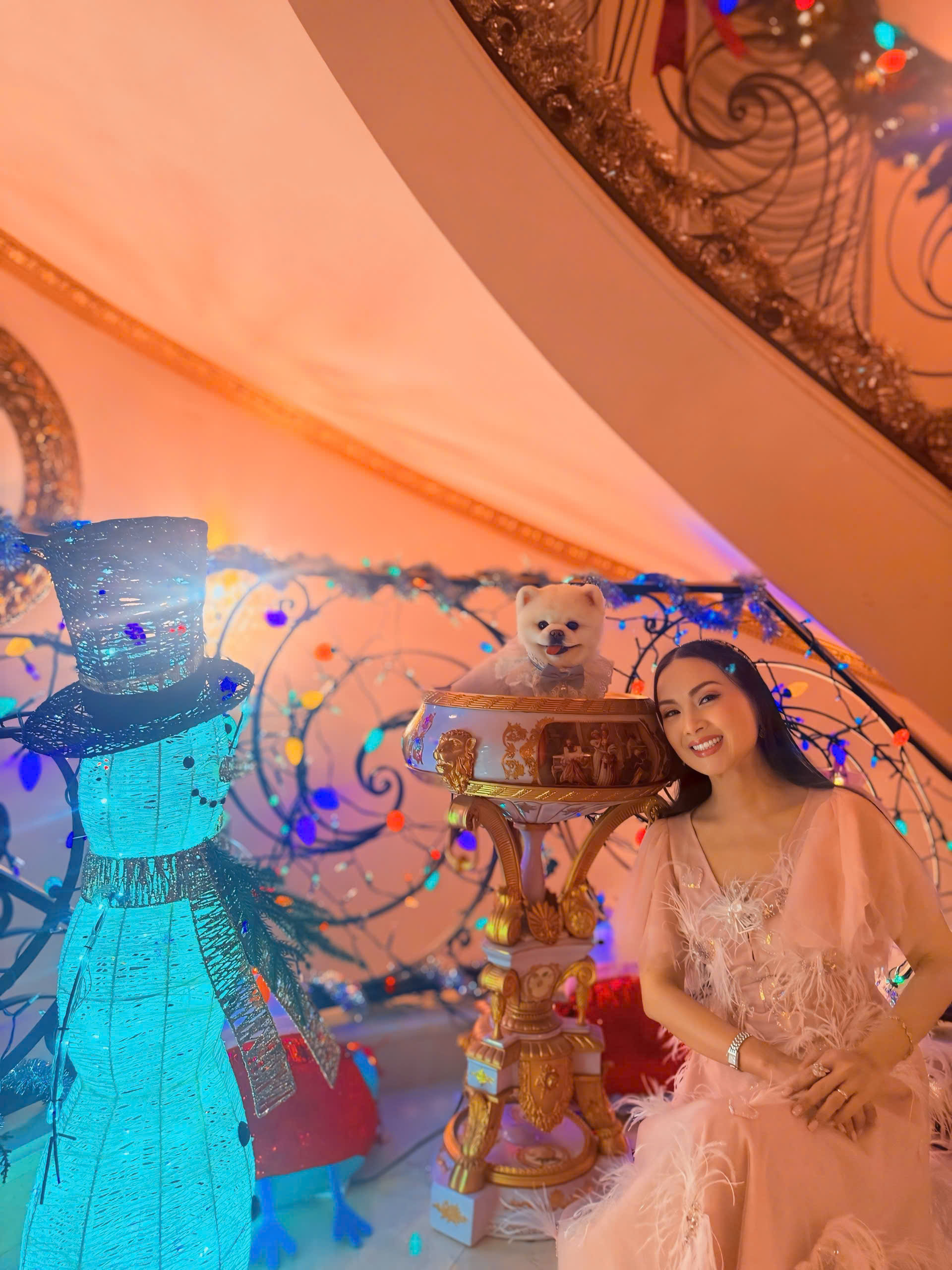 Ca sĩ Hà Phương chu đáo tổ chức kỷ niệm 60 năm ngày cưới bố mẹ chồng-2485-1