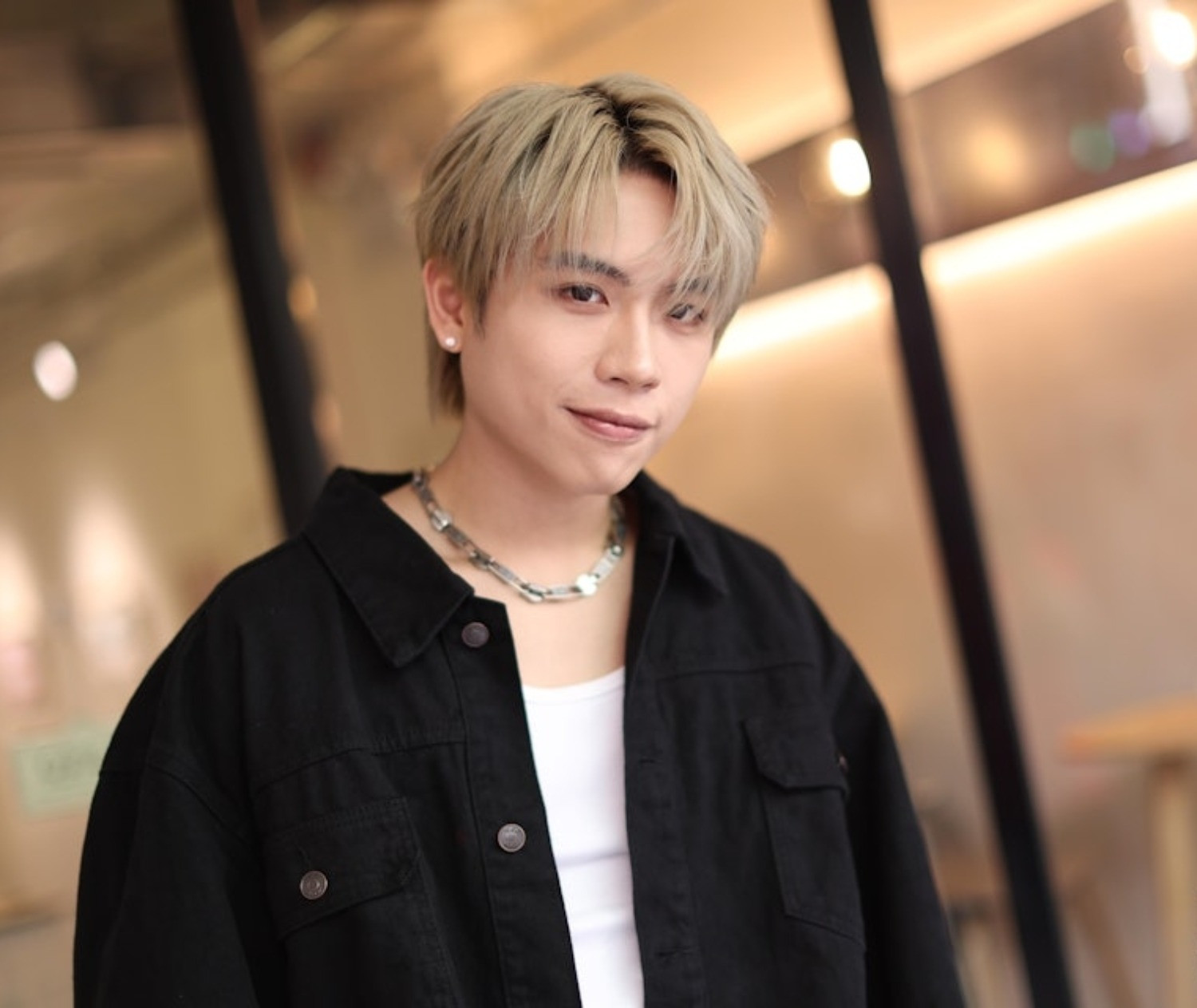 Ca sĩ Hoàng Tuấn Hy. bị bắt tạm giam-2881-1