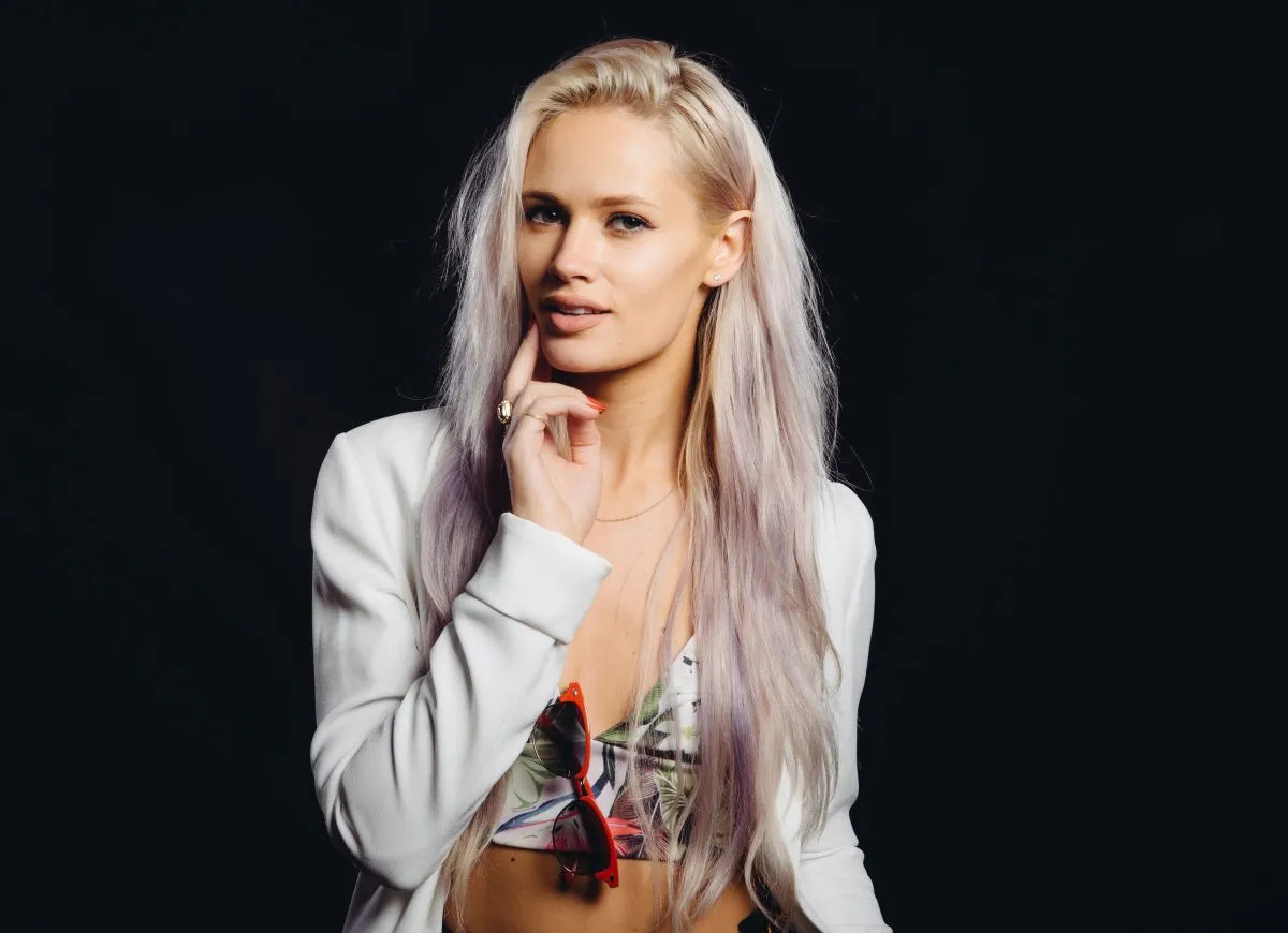 Ca sĩ Lauren Bennett qua đời đột ngột-4639-1