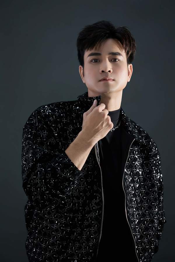 Ca sĩ Cao Sĩ Hùng có nhiều MV cùng dàn ca sĩ nổi tiếng-2442-1