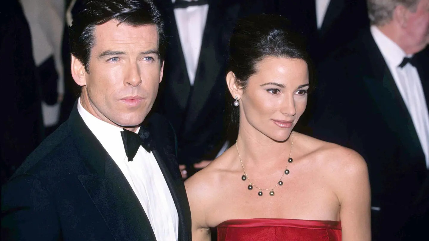Đệp viên 007 Pierce Brosnan và vợ hẹn hò với vợ kém 10 tuổi-4794-1