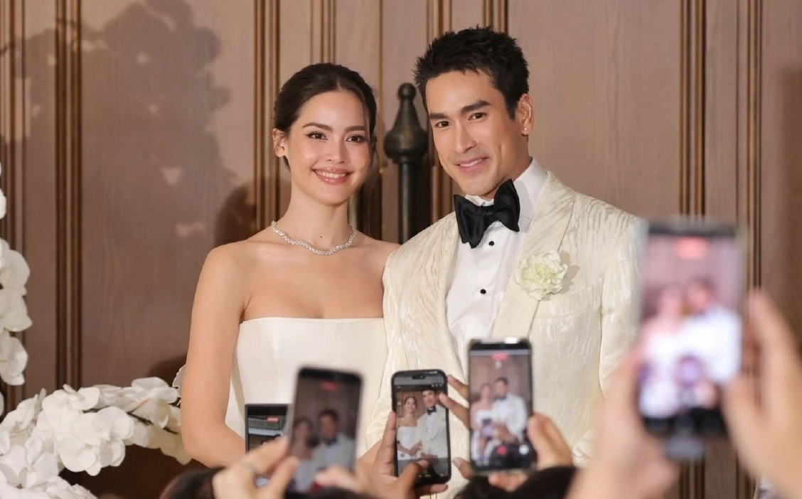 Nadech Kugimiya và Yaya Urassaya tổ chức tiệc cưới-4703-1