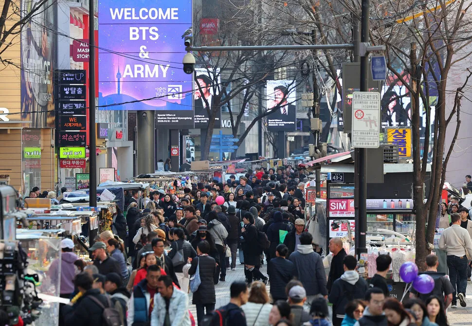 Hơn 200.000 người đổ về Gwanghwamun xem nhạc-2937-1