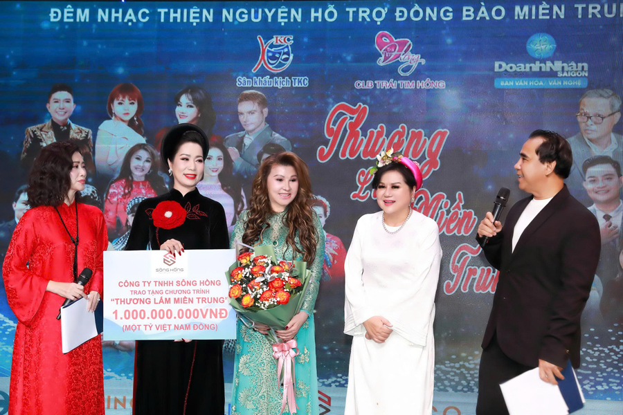 Chương trình Thương lắm miền Trung do NSND Trịnh Kim Chi làm tổng đạo diễn-2566-3