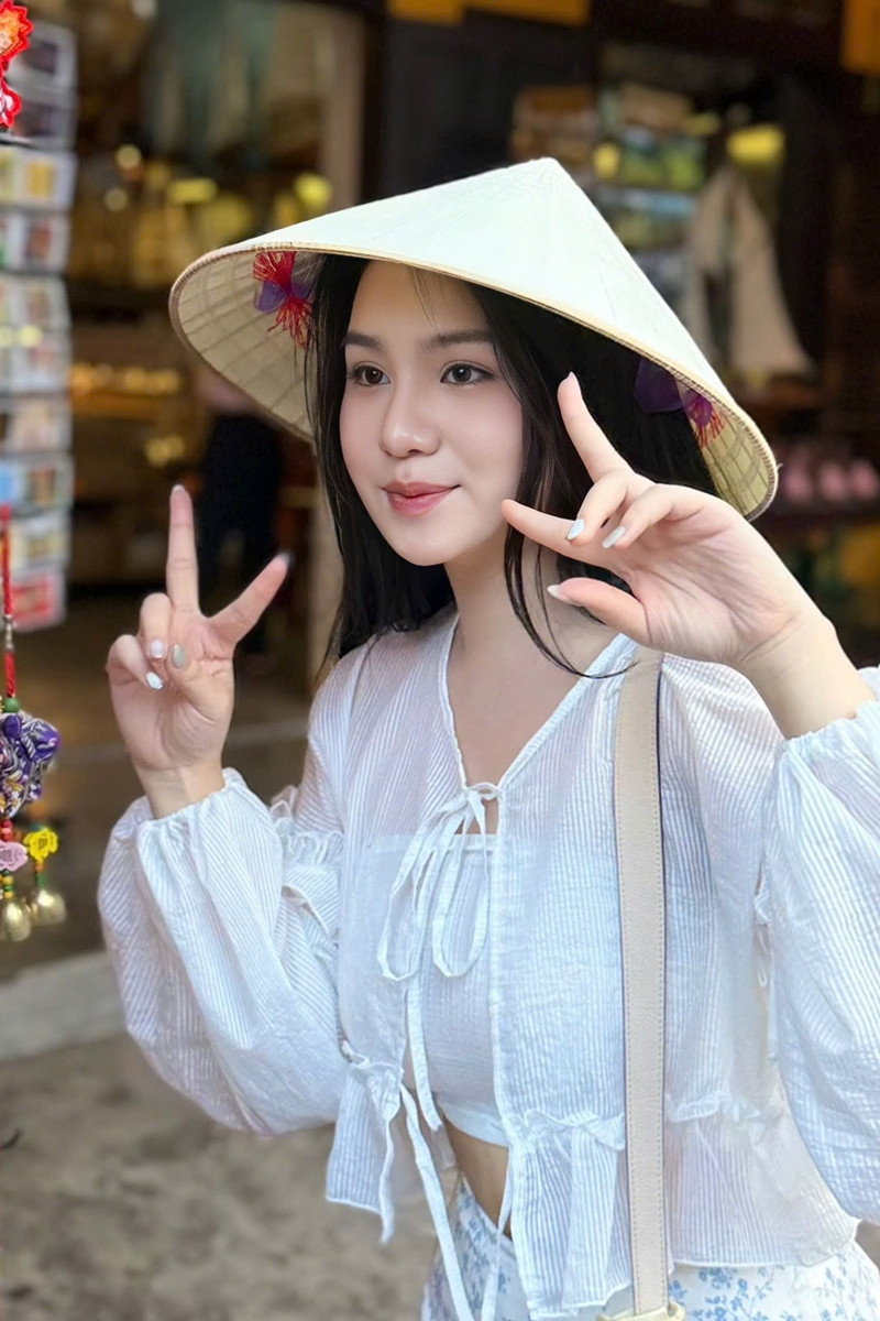 NSND Trịnh Kim Chi tiết lộ không ngờ về Con gái Võ Trịnh Khánh Ngân-3188-1