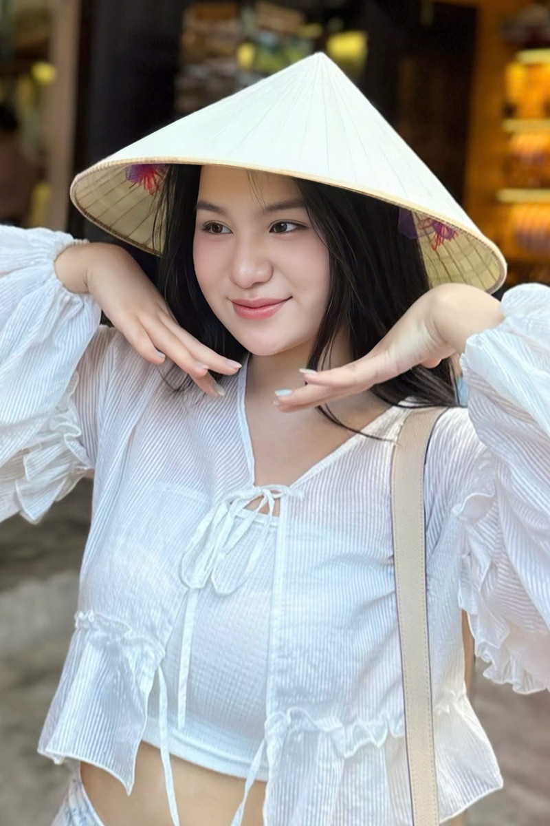 NSND Trịnh Kim Chi tiết lộ không ngờ về Con gái Võ Trịnh Khánh Ngân-3188-2