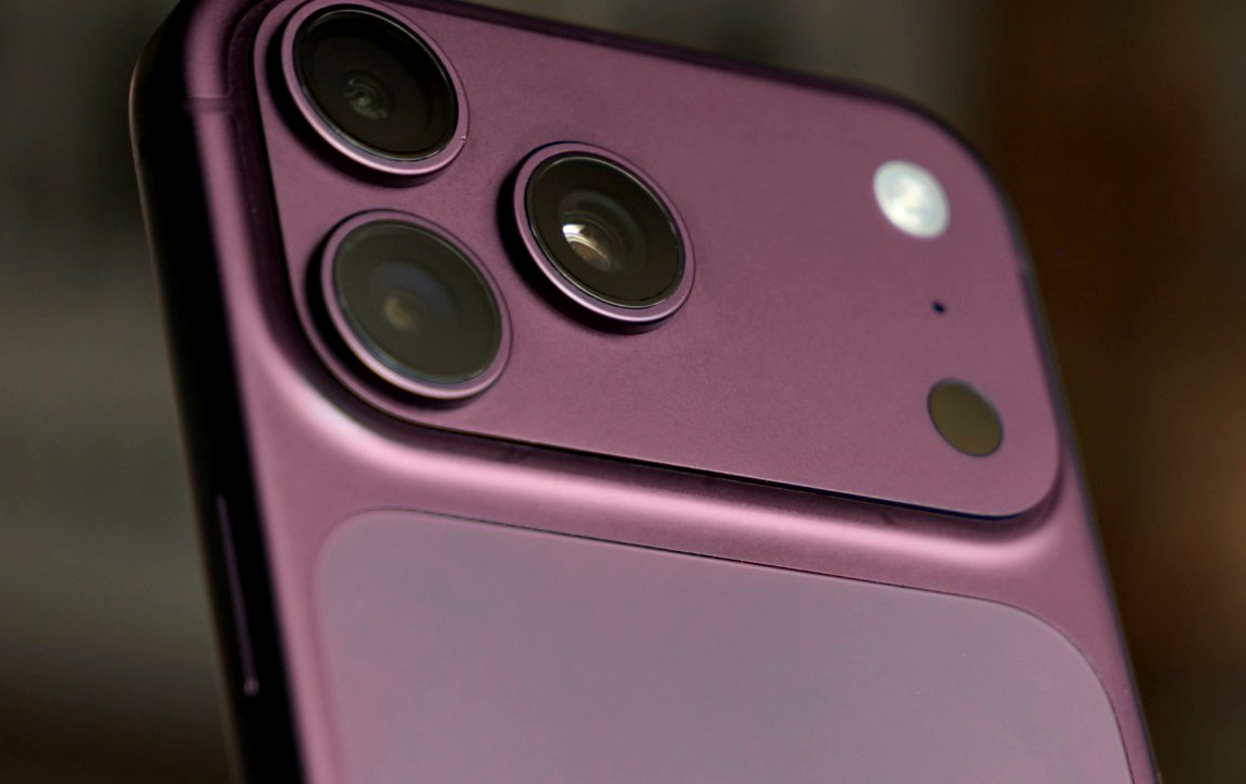 Cụm camera của iPhone 18 Pro Max sẽ dày hơn đáng kể-4590-1