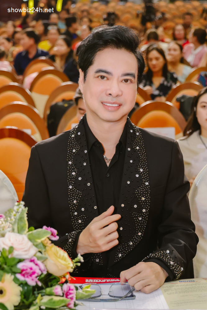 Danh ca Ngọc Sơn - làm liveshow ở Châu Âu-228-1