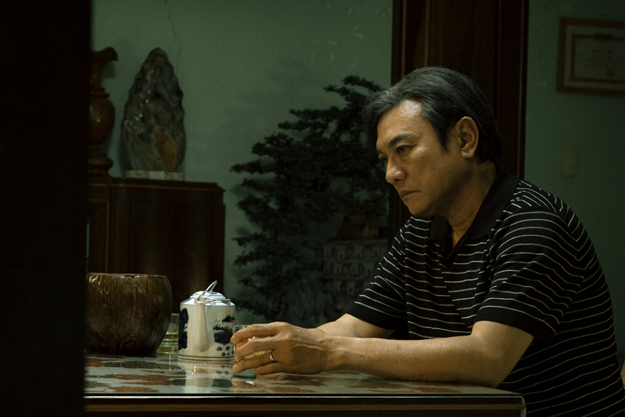 Diễn viên Hoàng Phúc lăn xả với vai diễn trong phim Cải Mả-2227-1