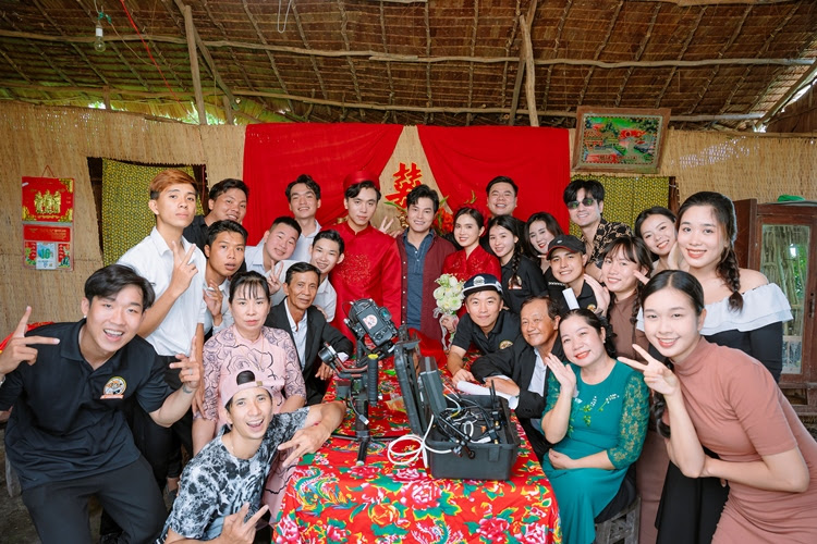 Nhật Minh gây “sóng gió” với MV “Vui lên nhé cô dâu”-338-1