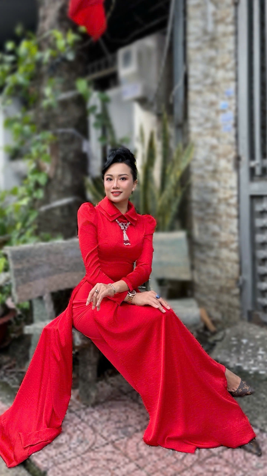 Layout makeup của CEO Lê Phạm dự tiệc đính hôn gây chú ý-1989-1