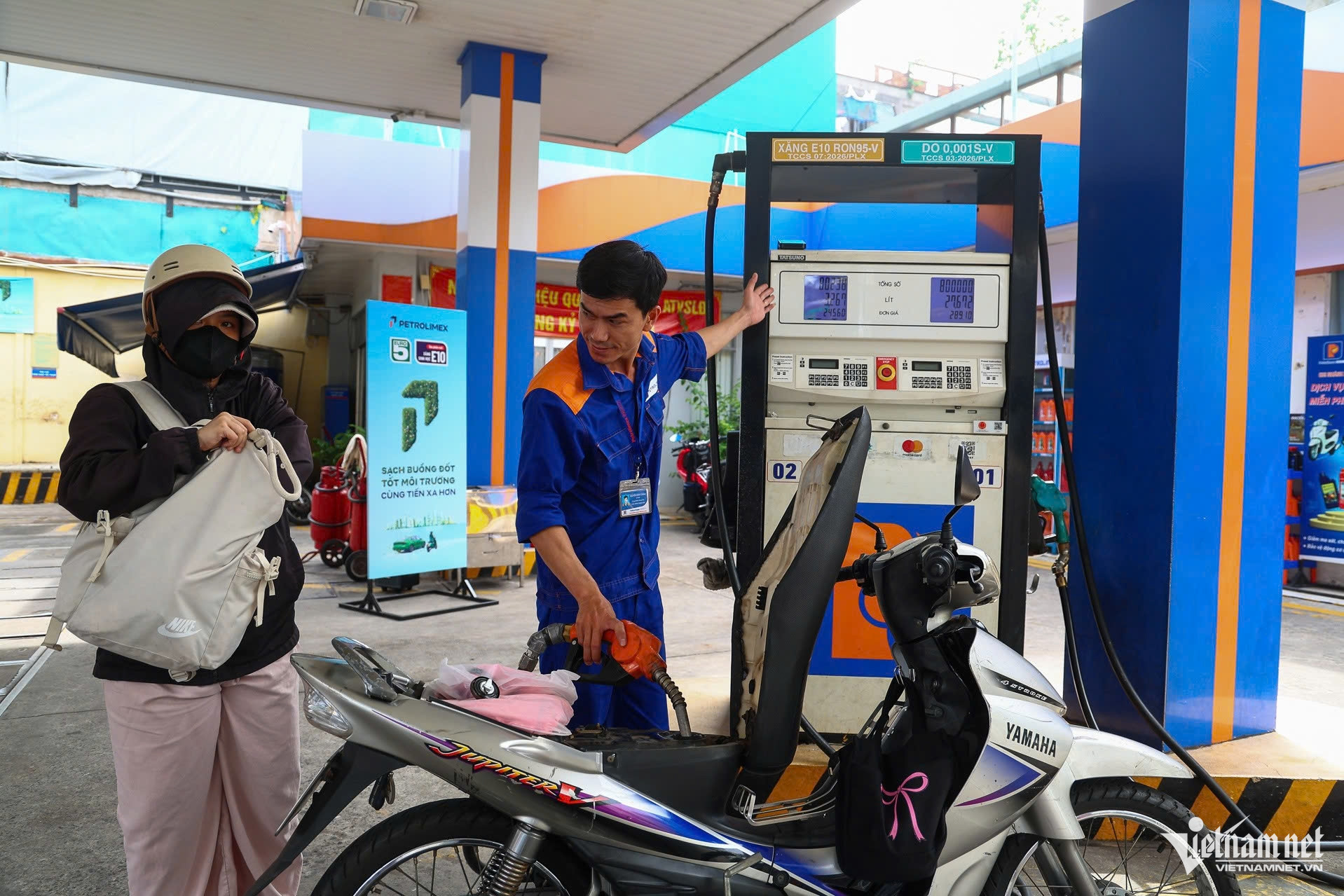 Giá xăng dầu 16/6 trong nước chờ ngày điều chỉnh-3537-1