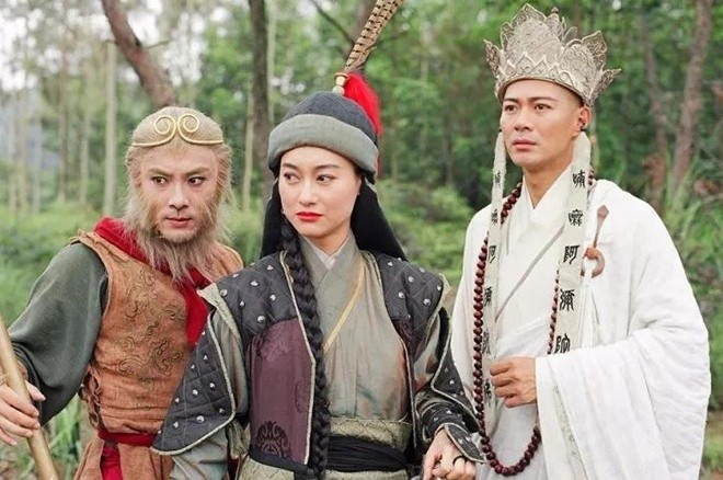 Giang Hoa làm nhân viên tại các khu du lịch.-2217-1