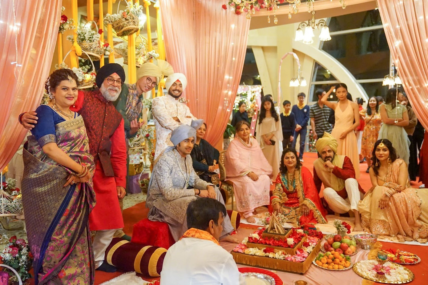 Hôn lễ trong phim Vạn dặm yêu em kéo dài 7 ngày 7 đêm-2436-1