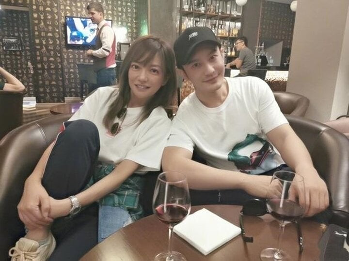 Bạch Dực Nhữ là mỹ nhân mới lọt vào mắt xanh của Huỳnh Hiểu Minh-2324-2