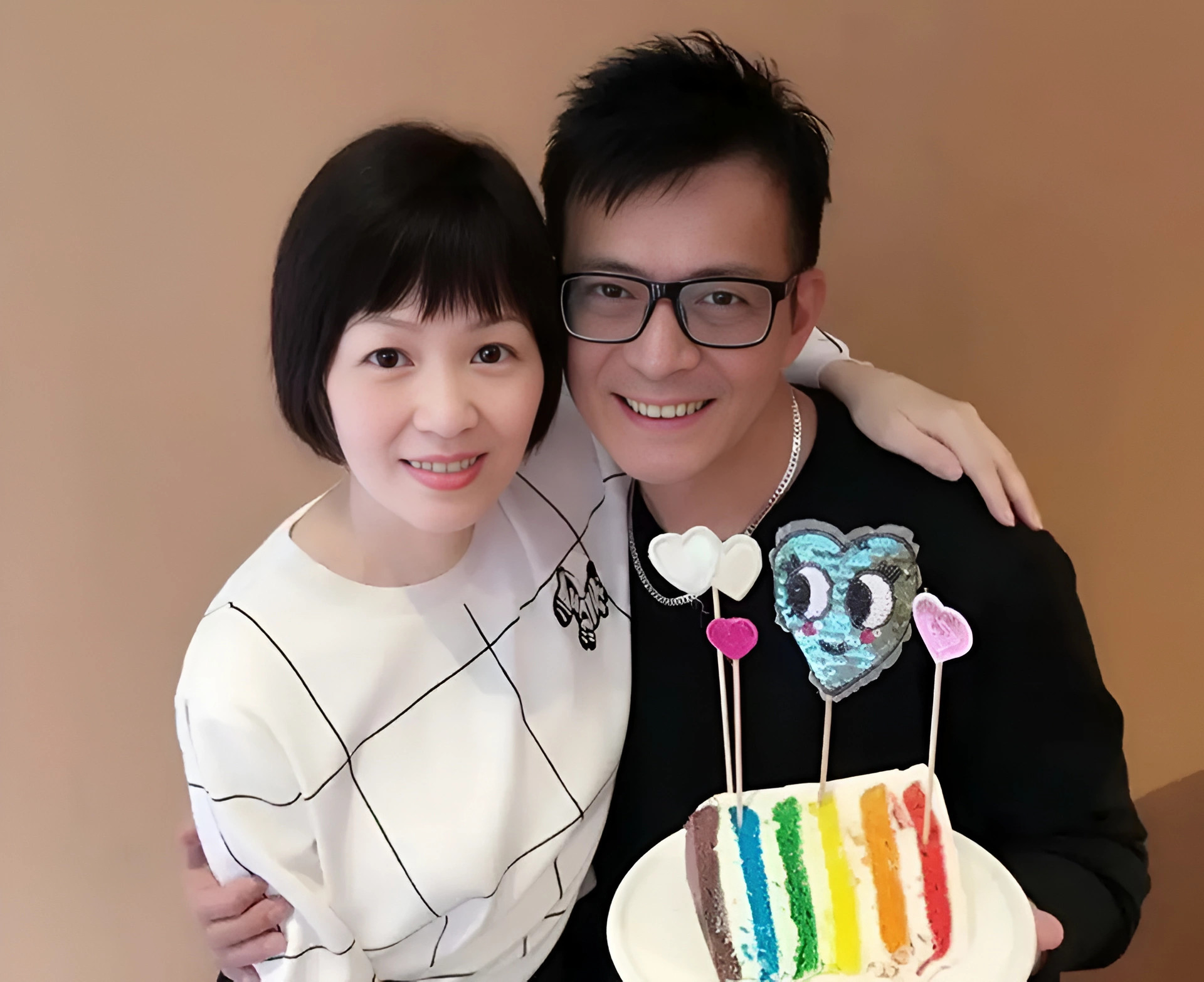 Huỳnh Nhật Hoa vừa hiếm hoi dự 1 sự kiện-2399-1