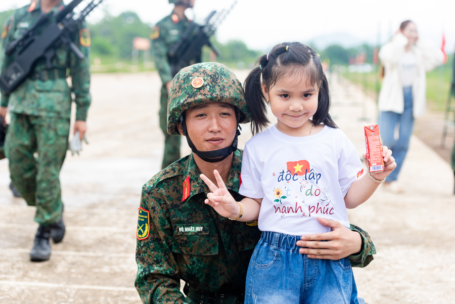 Cụm điểm tiếp sức cùng Ovaltine lan tỏa cùng A80-2093-1