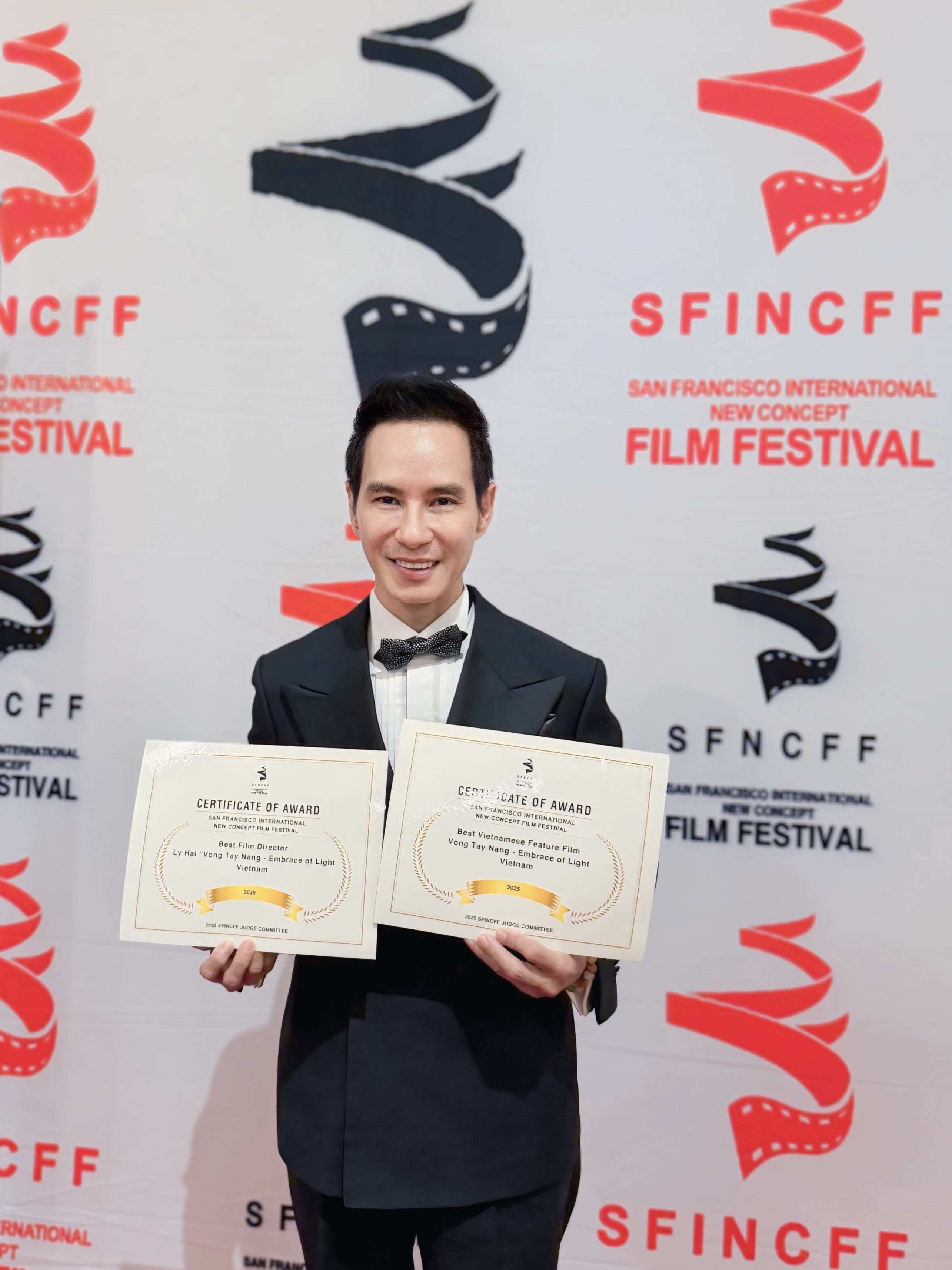 Lật mặt 8: Vòng tay nắng giành hai giải thưởng điện ảnh quốc tế-2313-1