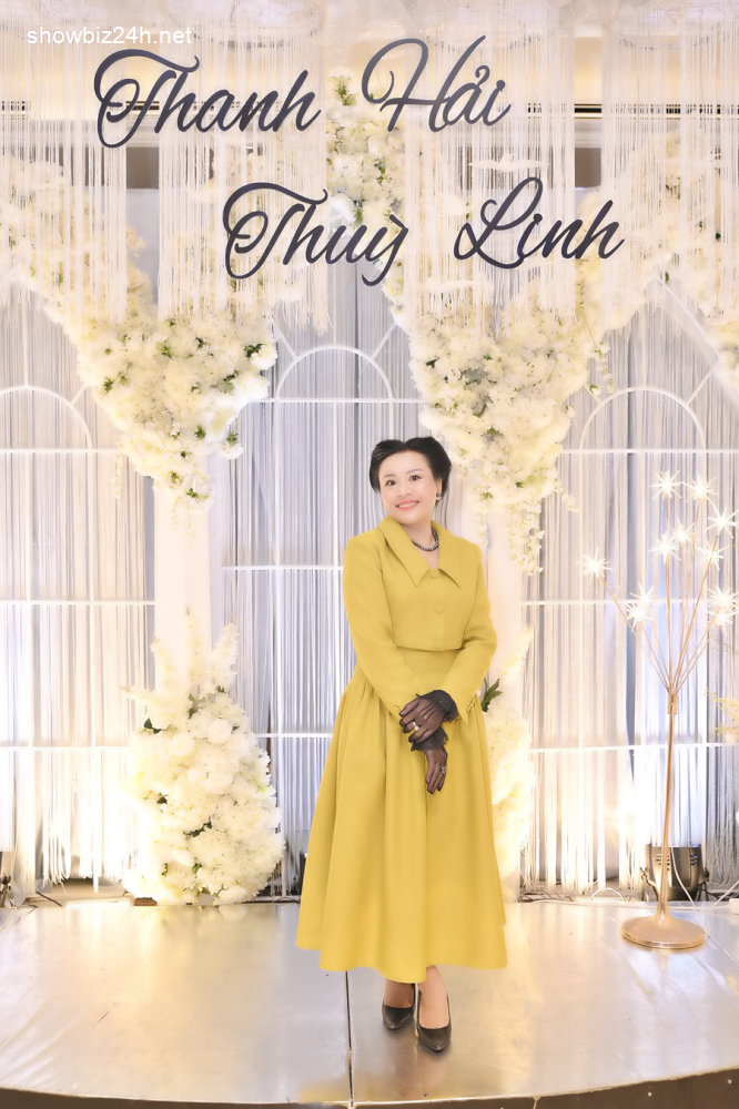 CEO Lê Phạm diện model xưa gây ấn tượng trên thảm đỏ-224-1