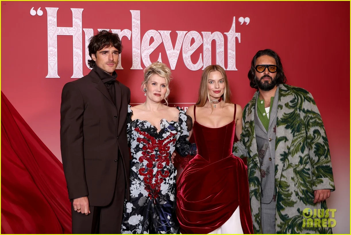 Nữ diễn viên khoe nhan sắc quyến rũ trên thảm đỏ.-2702-1