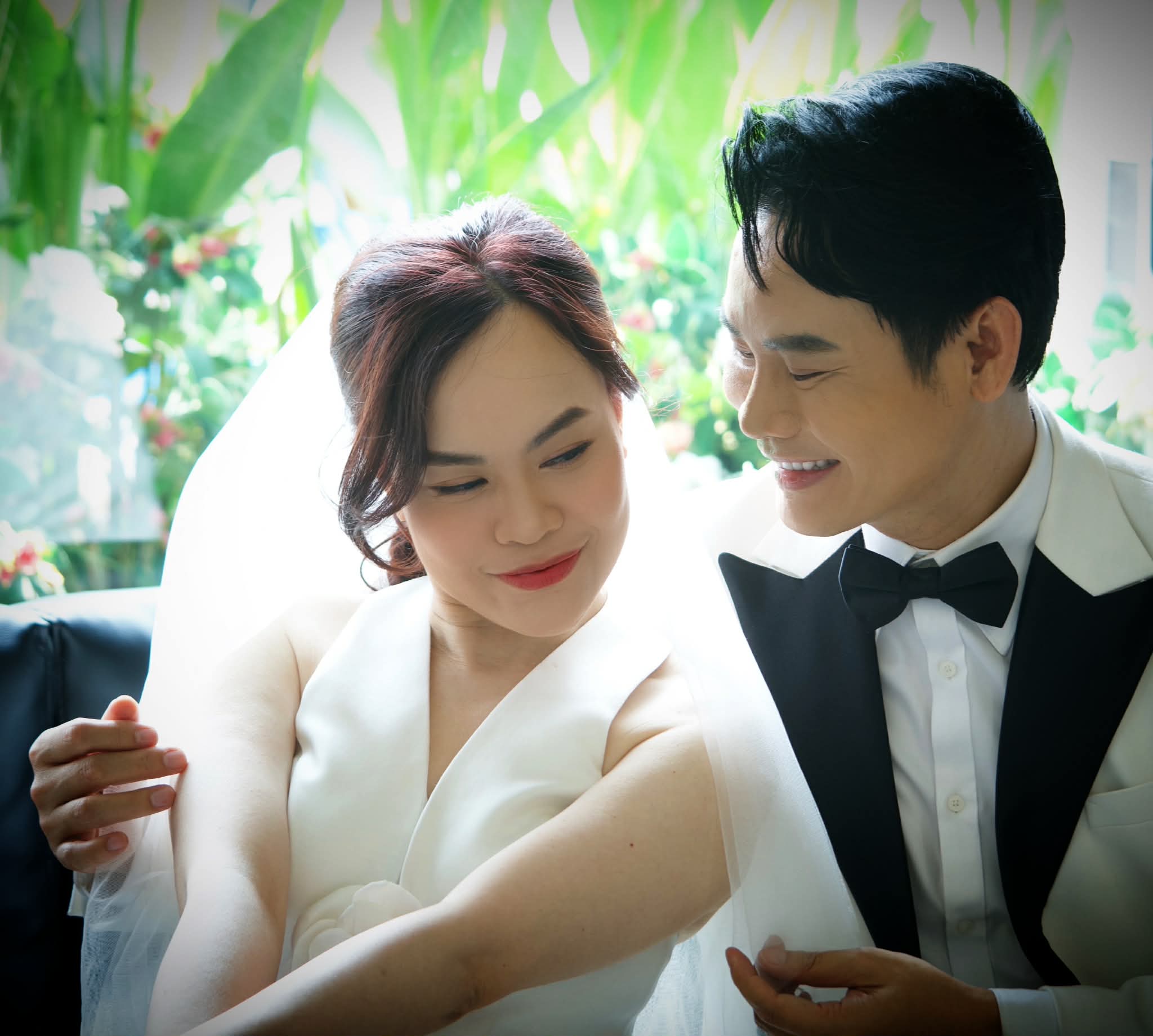 MC Hồng Phúc dành món quà đặc biệt kỉ niệm 27 năm ngày cưới-3052-3