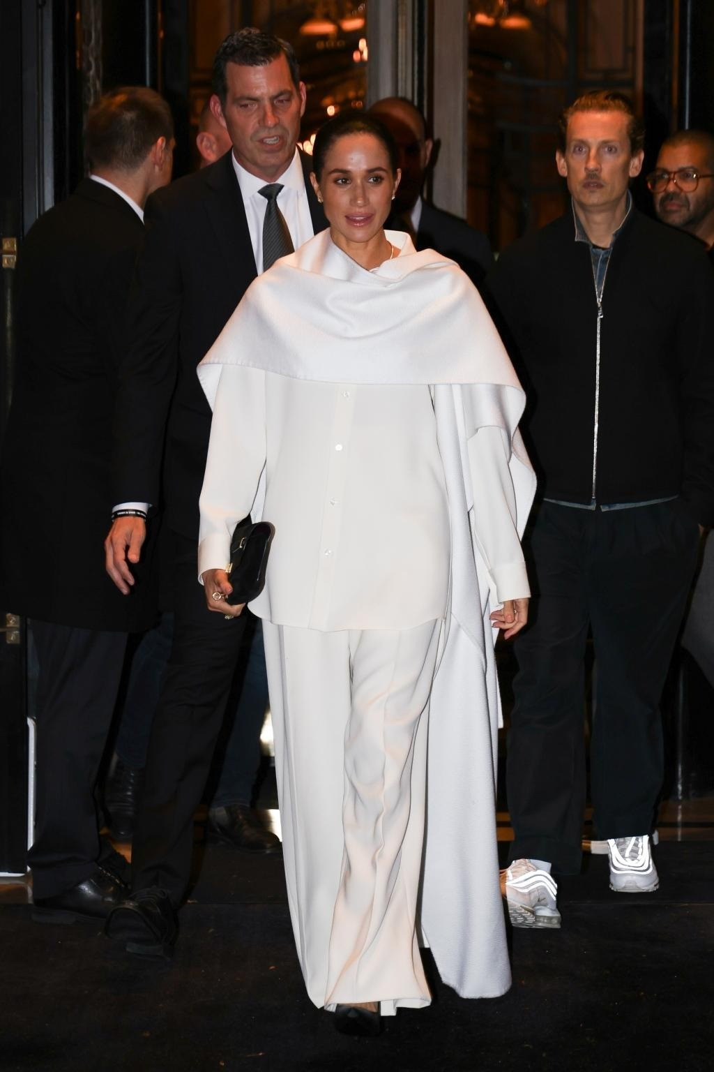 Meghan Markle lần đầu tham dự Tuần lễ thời trang Paris-2191-2