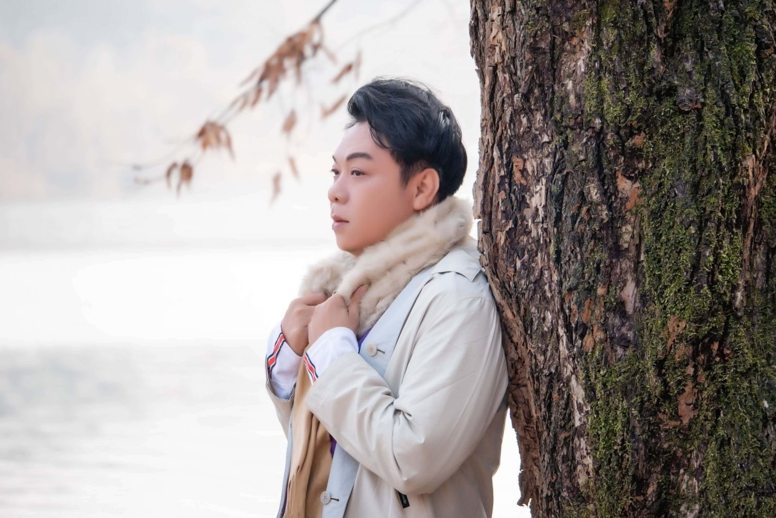 Ca sĩ Vỹ Khang đón Giáng Sinh lãng mạn trong giá rét-2454-2