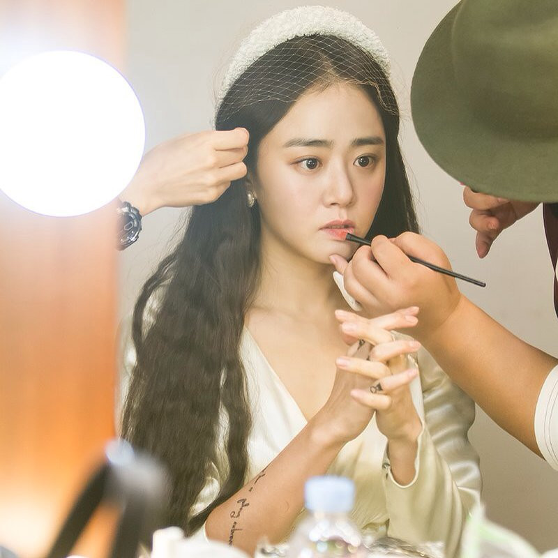 Moon Geun Young thông báo đã kết hôn với chồng hơn 7 tuổi-4769-1