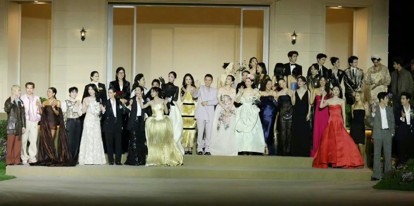 Chung Sở Hy không nhường vị trí-2261-1