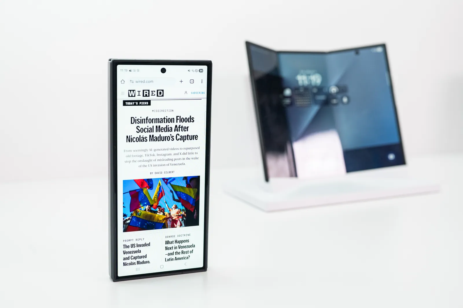 Galaxy Z TriFold giúp Samsung định hình lại thị trường smartphone-2947-1