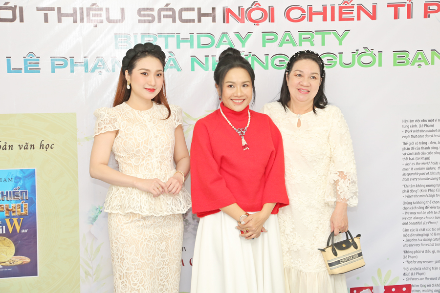 Nhiều sao đổ bộ ngày ra mắt cuốn sách 'Nội chiến Tỉ phú' của CEO Lê Phạm-2456-1