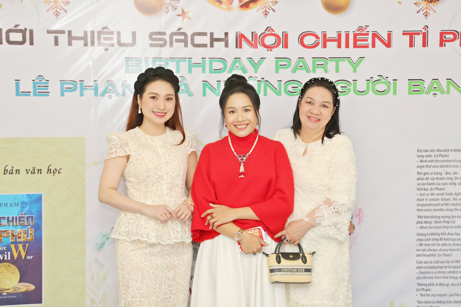 Nhiều sao đổ bộ ngày ra mắt cuốn sách 'Nội chiến Tỉ phú' của CEO Lê Phạm-2456-2