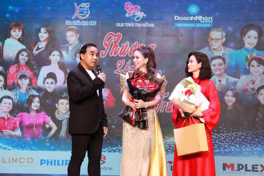 Chương trình Thương lắm miền Trung do NSND Trịnh Kim Chi làm tổng đạo diễn-2566-3