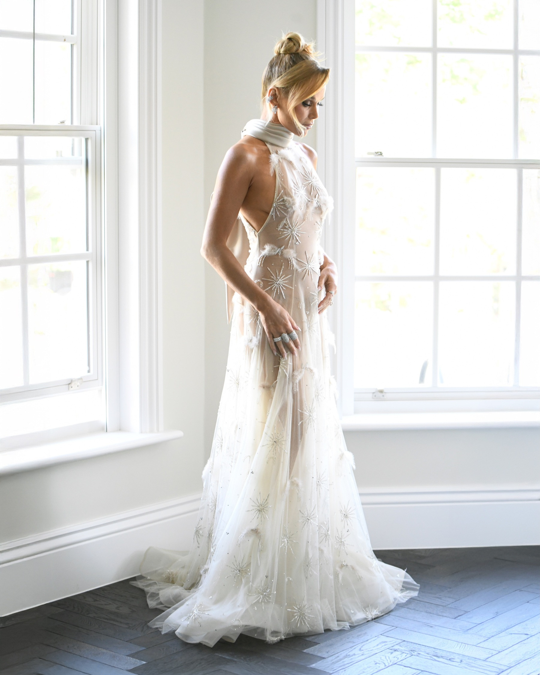 Nhan sắc quyến rũ của Amanda Holden ở tuổi 55-3289-2