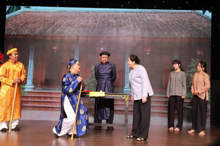 Chương trình Thương lắm miền Trung do NSND Trịnh Kim Chi làm tổng đạo diễn-2566-3