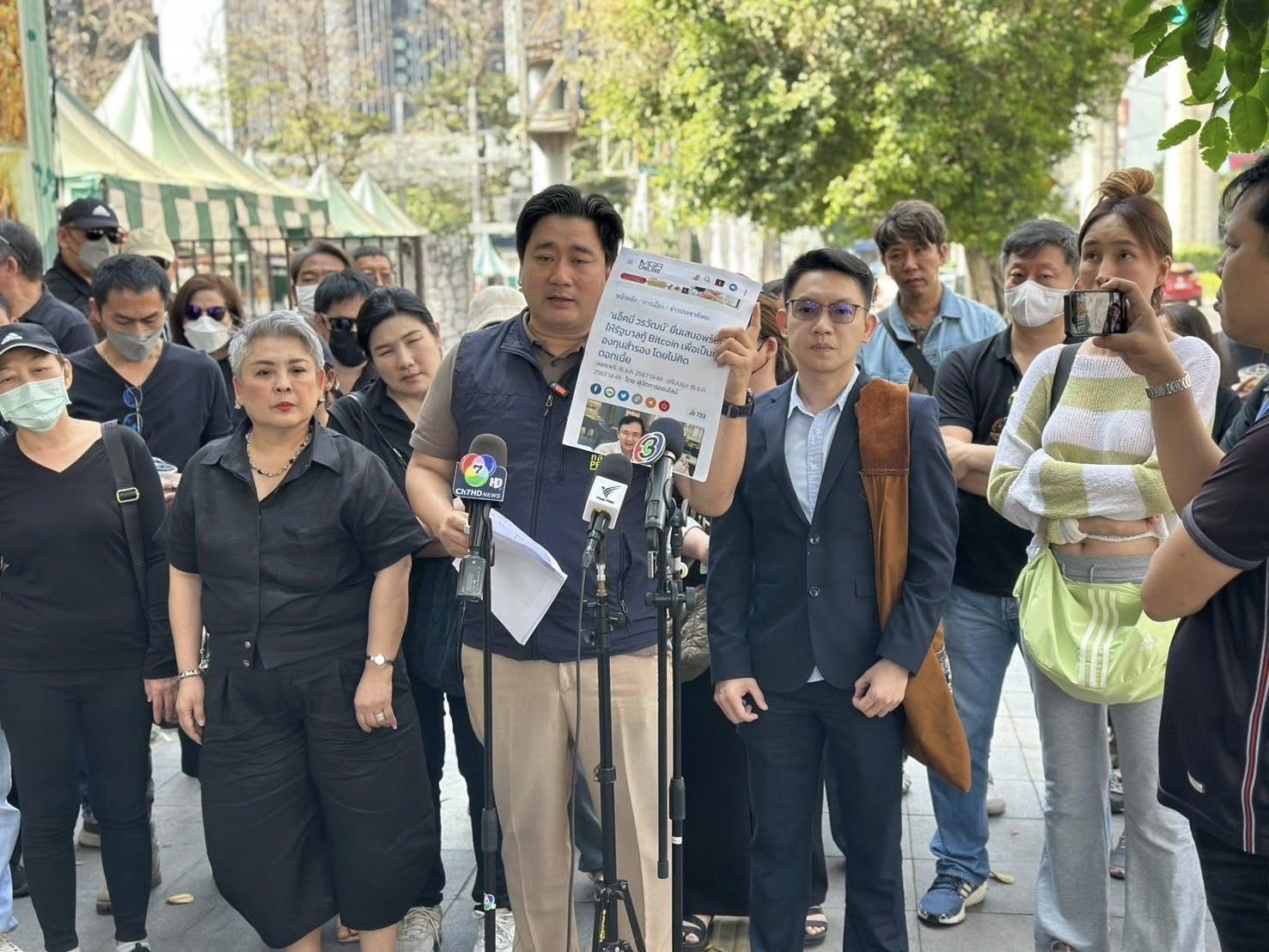 Ca sĩ Worawat Naknaewadi lên tiếng sau khi bị tố-2926-1