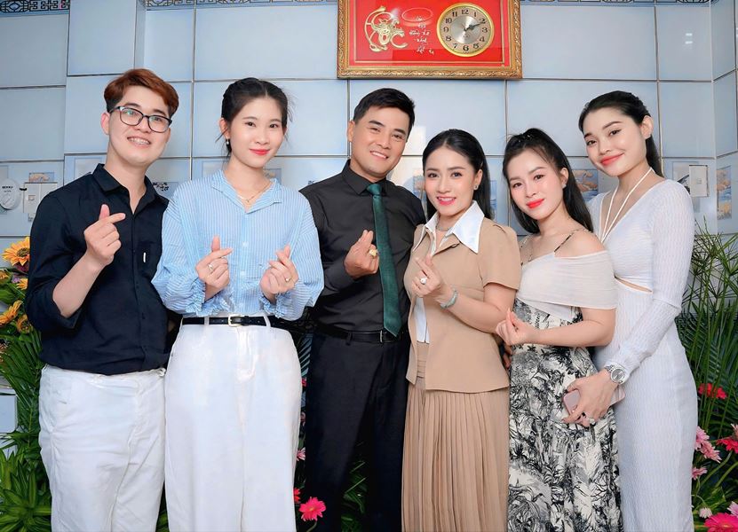 Thy Nhung hết lòng thực hiện ước mơ ươm mầm cho những tài năng tương lai-1923-1