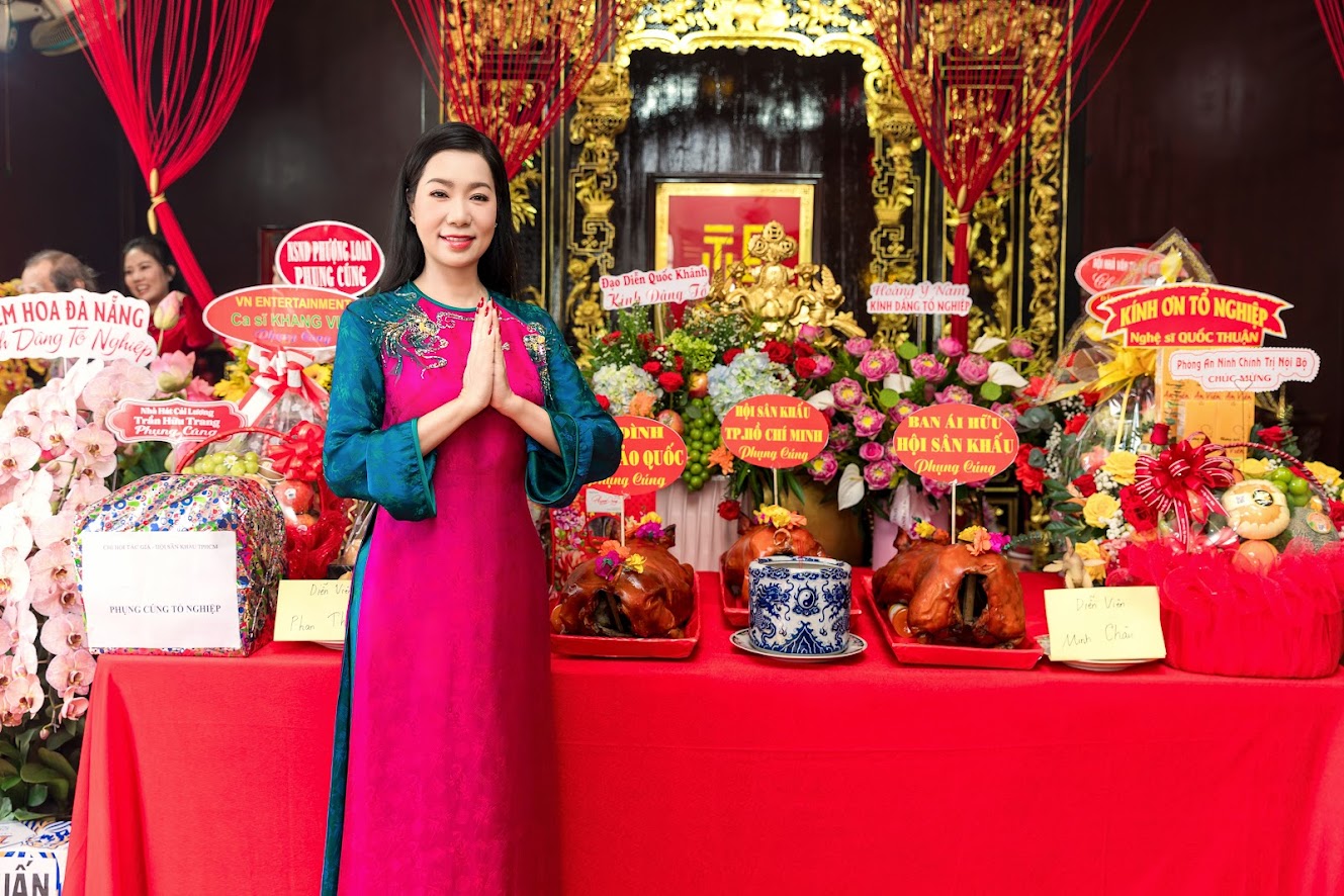NSND Trịnh Kim Chi dành trọn 400 triệu cúng Tổ giúp bà con vùng lũng-2188-1