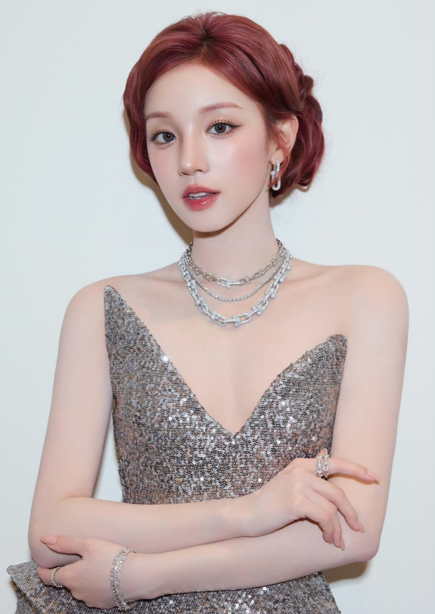 Ca sĩ Song Yuqi thông báo dừng hoạt động-3013-1