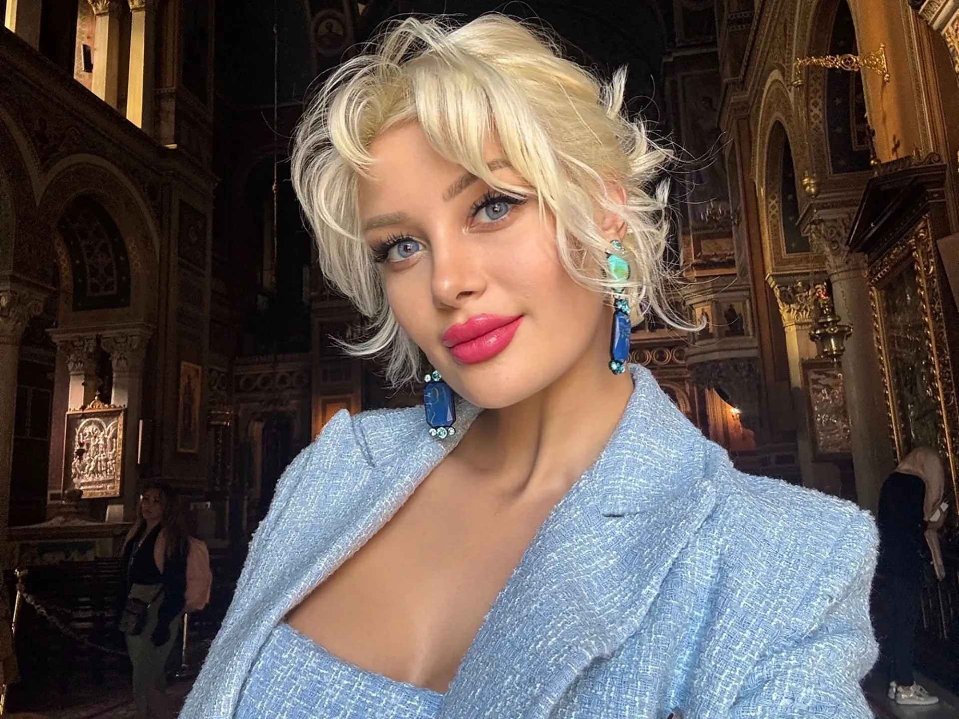 Nữ người mẫu Aysegul Erasla. qua đời-2917-1