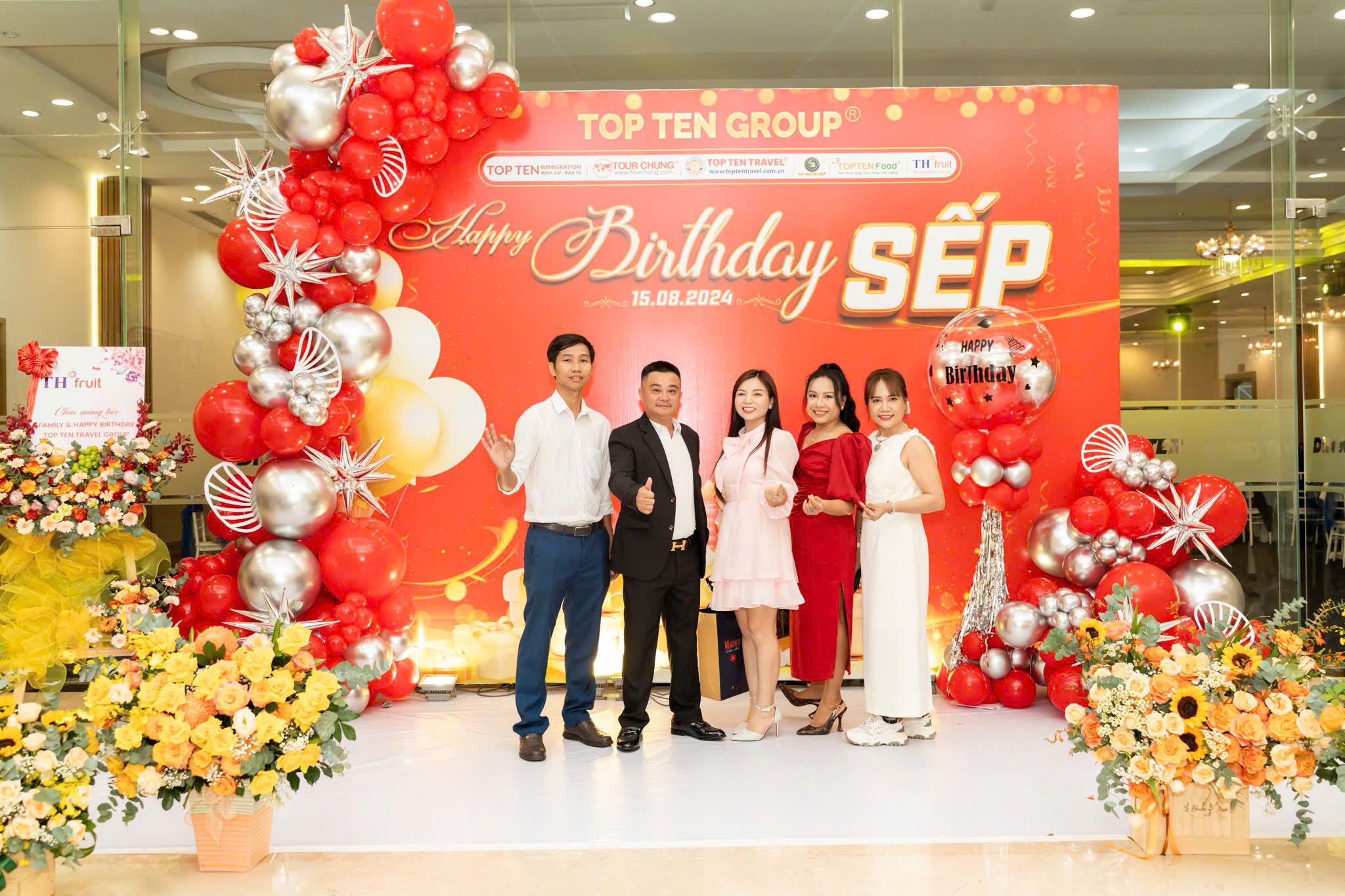 Tập thể Top Ten Group cùng “FAMILY DAY & HAPPY BIRTHDAY SẾP”-433-1
