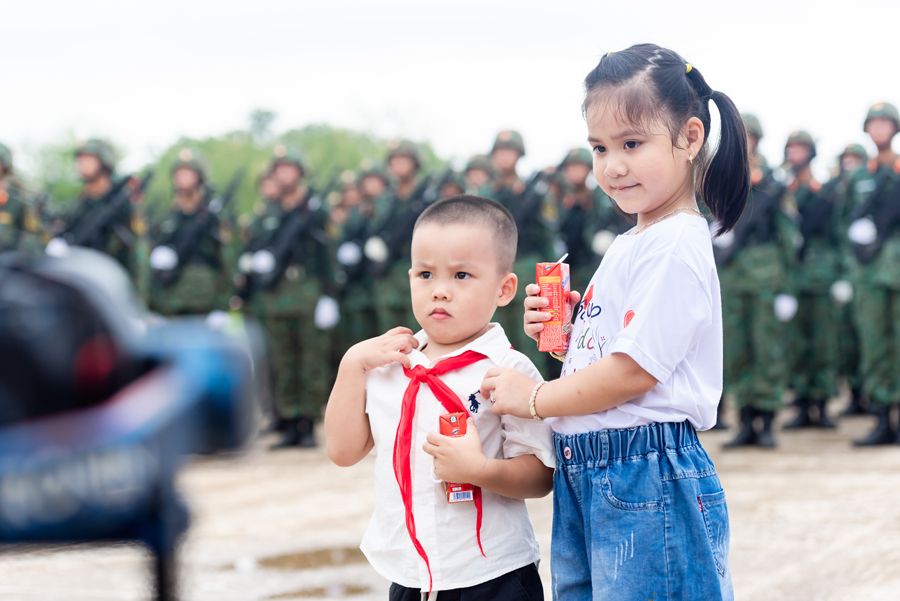 Cụm điểm tiếp sức cùng Ovaltine lan tỏa cùng A80-2093-1
