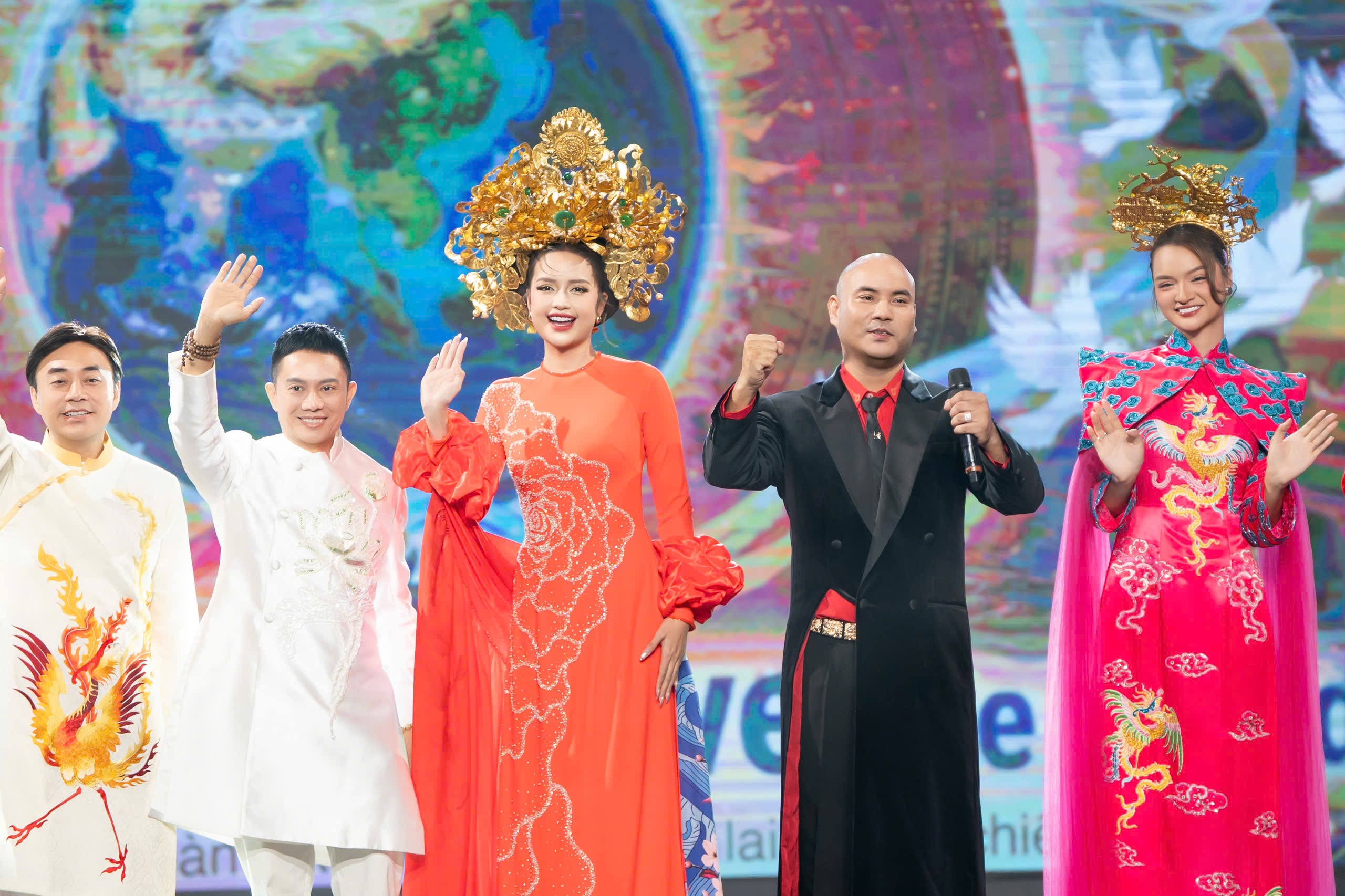 Quy tụ hàng trăm nghệ sĩ tham gia chuỗi sự kiện 72 giờ vì hòa bình-2894-2