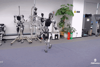 Robot hình người nhảy siêu khó-2616-1