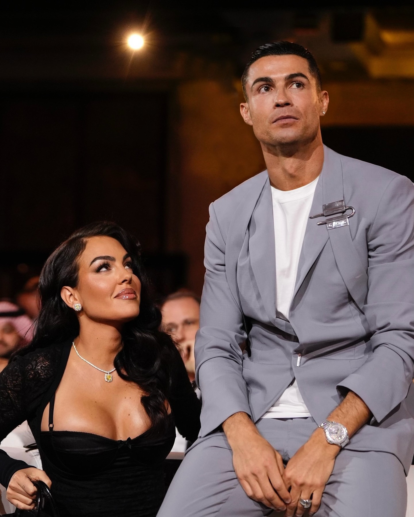 Georgina Rodriguez xuất hiện như cô dâu tại MET GALA-4815-1