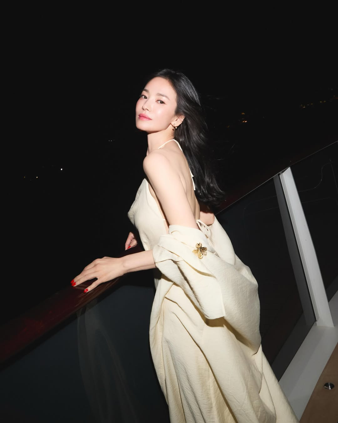 Song Hye Kyo khoe nhan sắc quyến rũ ở tuổi 45.-3562-2